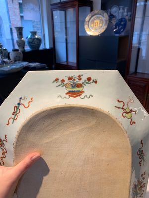A large Chinese famille rose octagonal 'flower basket' dish, Yongzheng/Qianlong — photo 16