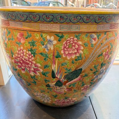 A large Chinese famille rose 'Phoenixes and Peonies' fish bowl for the Straits or Peranakan market — photo 15