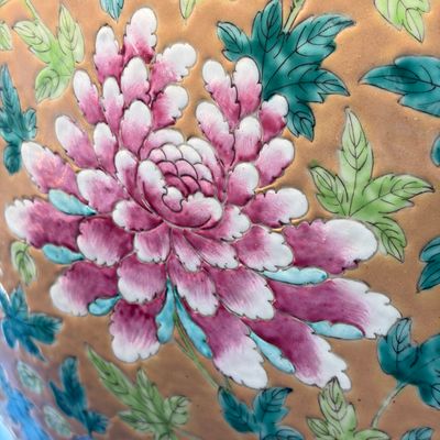 A large Chinese famille rose 'Phoenixes and Peonies' fish bowl for the Straits or Peranakan market — photo 17