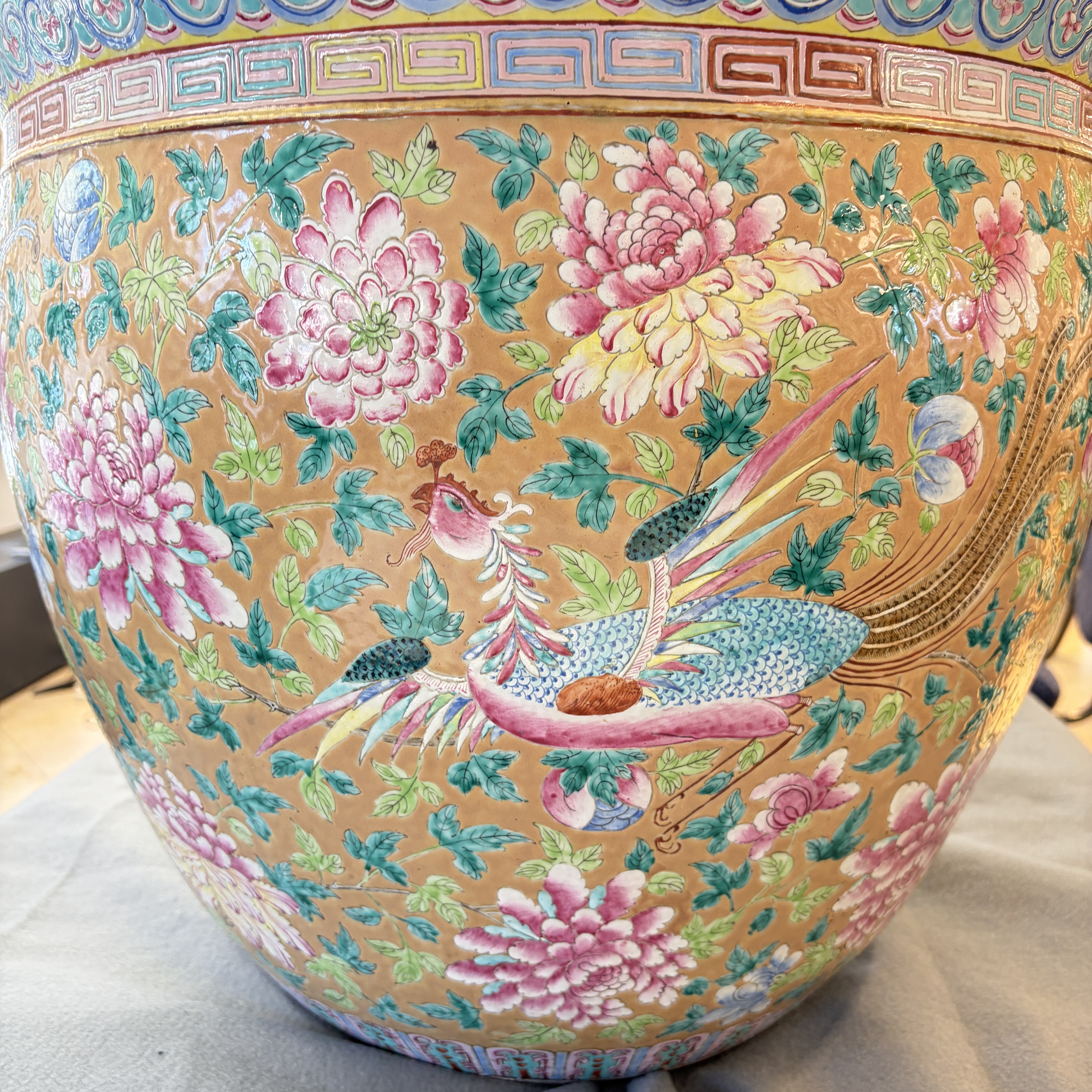 A large Chinese famille rose 'Phoenixes and Peonies' fish bowl for the Straits or Peranakan market — photo 29