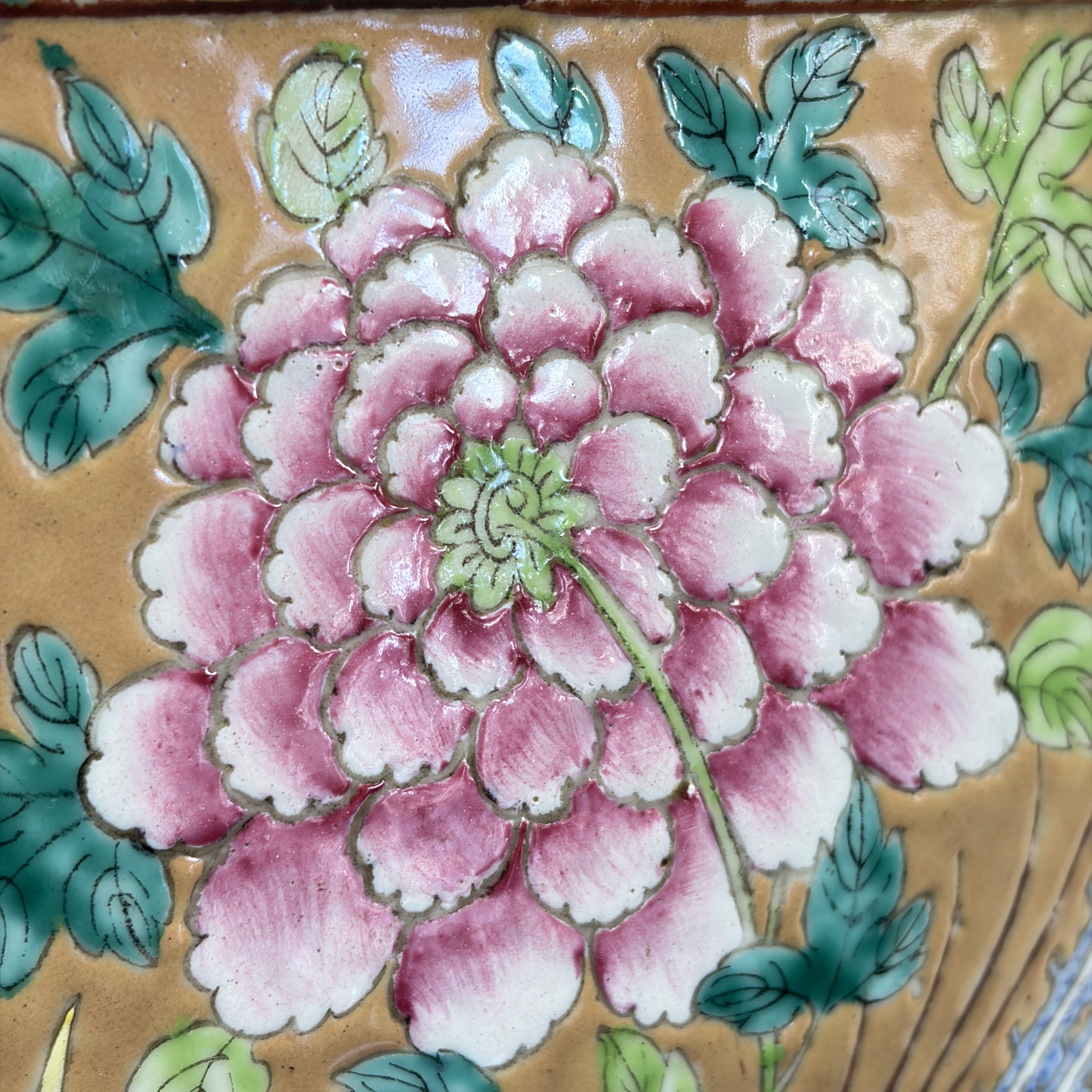 A large Chinese famille rose 'Phoenixes and Peonies' fish bowl for the Straits or Peranakan market — photo 32