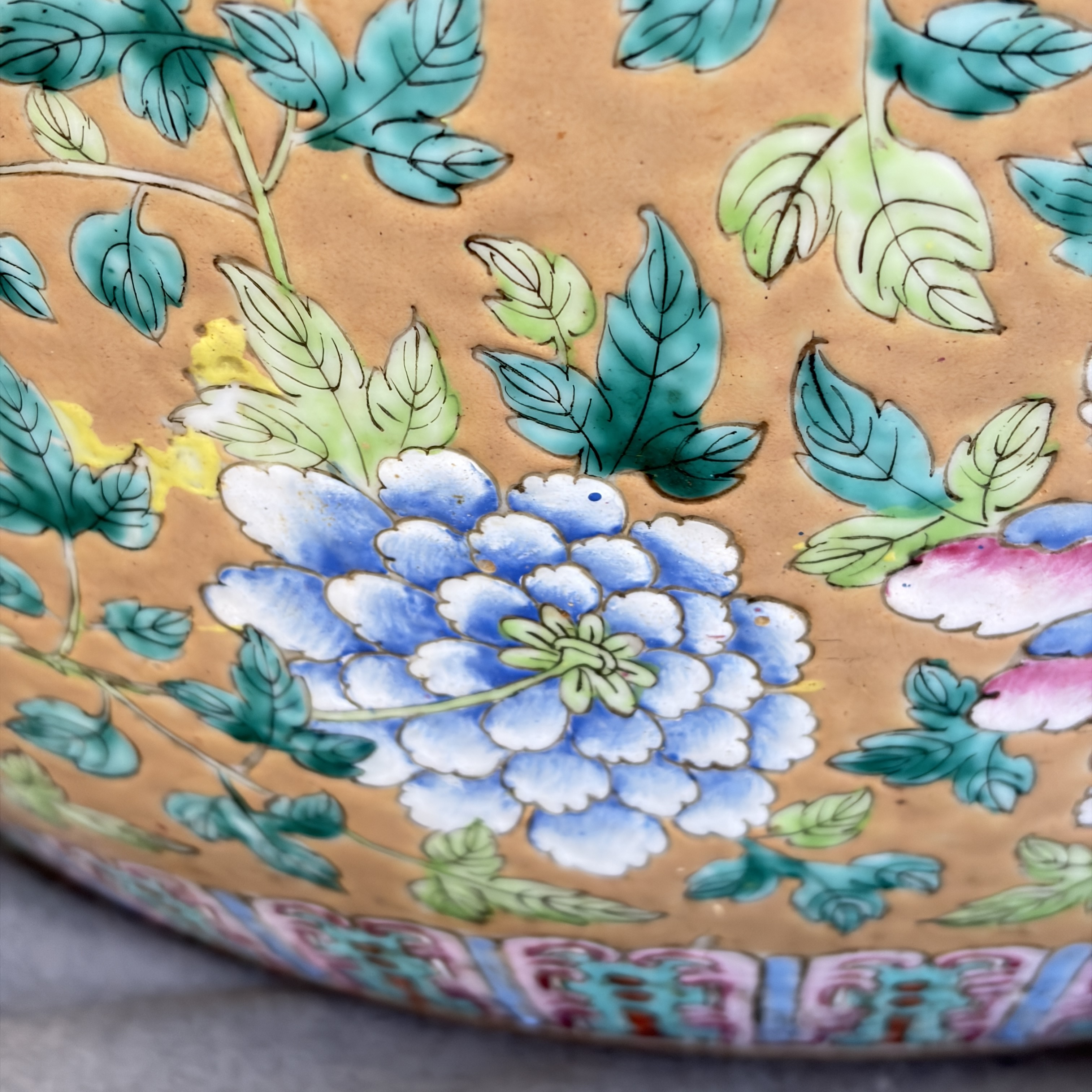A large Chinese famille rose 'Phoenixes and Peonies' fish bowl for the Straits or Peranakan market — photo 34