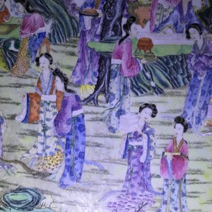 A large Chinese famille rose plaque inset in a wooden table, Republic, 20th C. — 照片 22