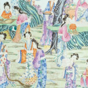 A large Chinese famille rose plaque inset in a wooden table, Republic, 20th C. — 照片 10
