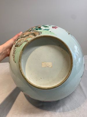 A large Chinese famille rose punch bowl with flowering and fruiting branches, Qianlong — foto 11