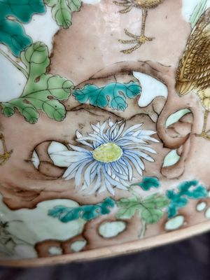 A large Chinese famille rose 'quails and chrysanthemum' 'tianqiu ping' vase, Qianlong mark, 19th C. — photo 12