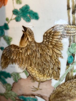 A large Chinese famille rose 'quails and chrysanthemum' 'tianqiu ping' vase, Qianlong mark, 19th C. — photo 10