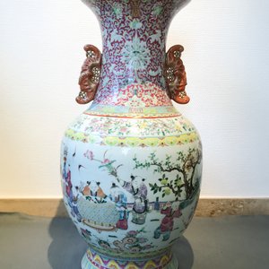 A large Chinese famille rose vase, 19th C. — photo 34