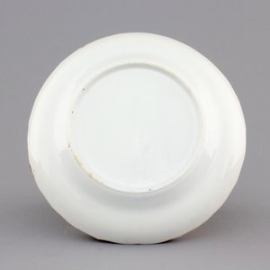 A large Chinese famille rose “Wu Shuang Pu” bowl, cover and saucer, Daoguang, 19th C. — 照片 3