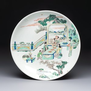 A large Chinese famille verte 'Banquet' dish, lingzhi mark, Kangxi — photo 1