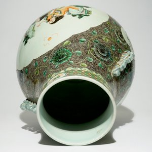 A large Chinese famille verte "HeHe Er Xian" hu vase, 19/20th C. — photo 6
