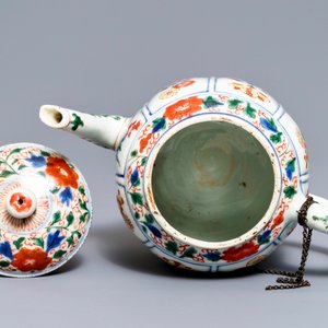 A large Chinese famille verte melon-shaped teapot and cover, Kangxi — 照片 6