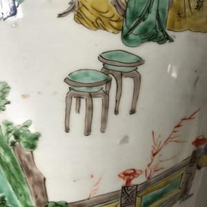 A large Chinese famille verte phoenix-tail vase with figurative design around, Kangxi — photo 35