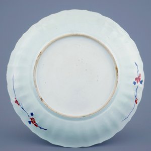 A large Chinese famille verte "Provinces" dish with the arms of Zutphen, Kangxi/Yongzheng, ca. 1720 — photo 2