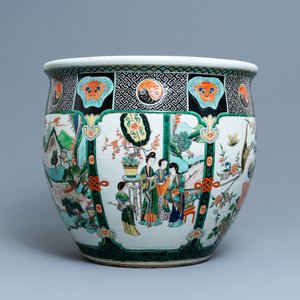 A large Chinese famille verte relief-moulded fish bowl, 19th C. — photo 5
