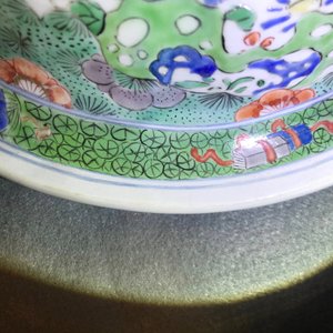 A large Chinese famille verte vase and cover with figures in fluvial landscapes, Kangxi — photo 15