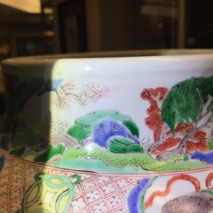 A large Chinese famille verte vase and cover with figures in fluvial landscapes, Kangxi — photo 27