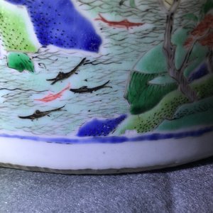A large Chinese famille verte vase and cover with figures in fluvial landscapes, Kangxi — photo 38