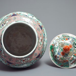A large Chinese famille verte vase and cover with figures in fluvial landscapes, Kangxi — photo 6
