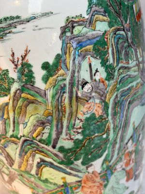 A large Chinese famille verte vase with figures in a garden, 19th C. — photo 8