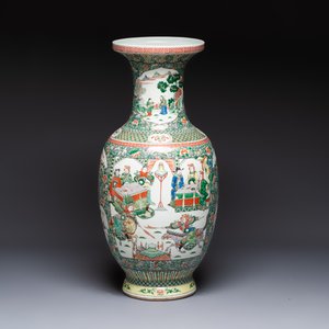 A large Chinese famille verte vase with narrative design, 19th C. — photo 4