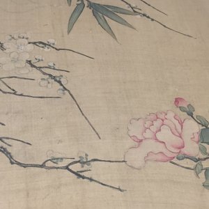 A large Chinese framed scroll painting with birds and flowers, 18th C. — 照片 11