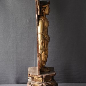 A large Chinese gilt and painted wood figure of Buddha, 19th C. — 照片 9
