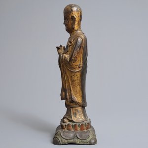 A large Chinese gilt bronze figure of Mahakasyapa, Ming — photo 5