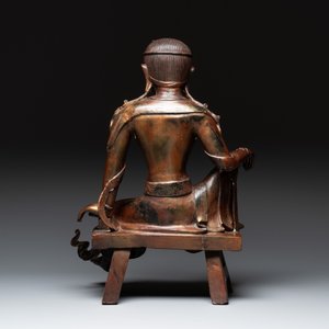 A large Chinese gilt bronze seated Bodhisattva, 20th C. — 照片 3