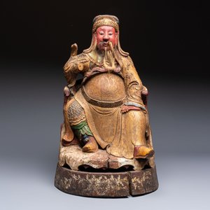 A large Chinese gilt-lacquered and polychrome wooden figure of Guandi, 19th C. — photo 2