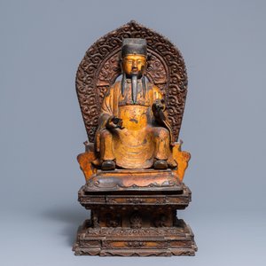A large Chinese gilt-laquered and inlaid bronze figure of Zhenwu on gilt wooden base, Ming — 照片 2