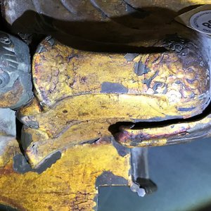 A large Chinese gilt-laquered and inlaid bronze figure of Zhenwu on gilt wooden base, Ming — 照片 36