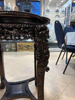 A large Chinese hongmu stand, 19th C. — photo 13