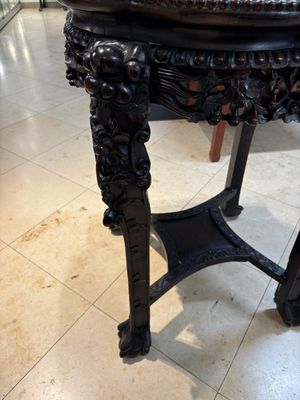 A large Chinese hongmu stand, 19th C. — photo 22