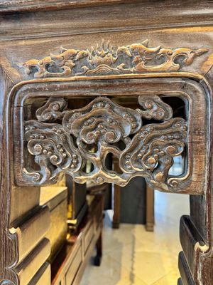 A large Chinese jichimu wooden 'tiaoan' with lingzhi and chilong design, 19/20th C. — 照片 15