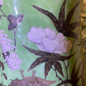 A large Chinese lime green-ground famille rose ewer and basin with dragons, 19th C. — photo 24