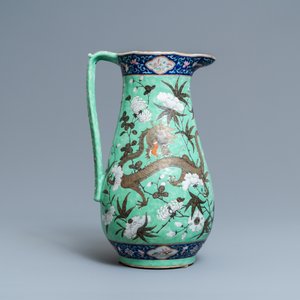 A large Chinese lime green-ground famille rose ewer and basin with dragons, 19th C. — photo 5