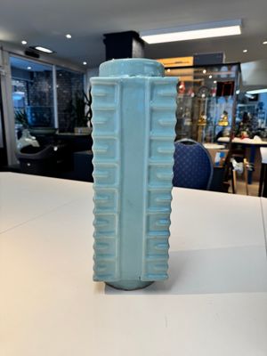 A large Chinese Longquan celadon 'cong' vase, Song/Yuan — 照片 2