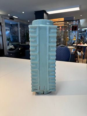 A large Chinese Longquan celadon 'cong' vase, Song/Yuan — 照片 4