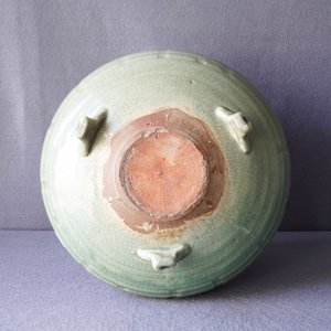 A large Chinese Longquan celadon tripod incense burner, Ming — photo 21