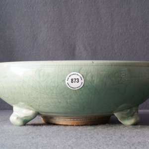 A large Chinese Longquan celadon tripod incense burner, Ming — photo 15