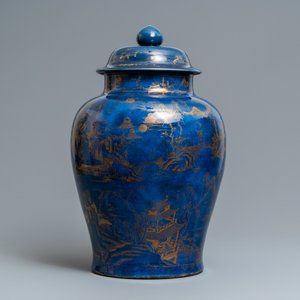 A large Chinese monochrome powder blue and gilt vase and cover, Kangxi — photo 2