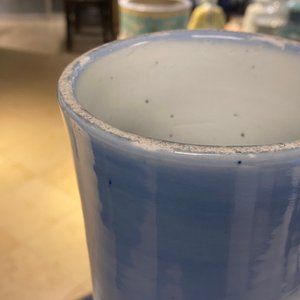 A large Chinese monochrome 'tianqiu ping' claire de lune vase, 19th C. — 照片 15