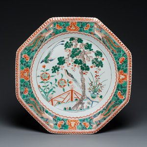 A large Chinese octagonal famille verte dish, Kangxi — photo 1