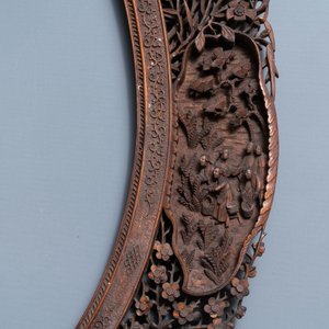 A large Chinese oval reticulated wooden frame, Canton, 19th C. — 照片 5