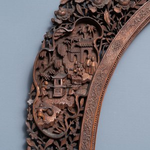 A large Chinese oval reticulated wooden frame, Canton, 19th C. — 照片 8