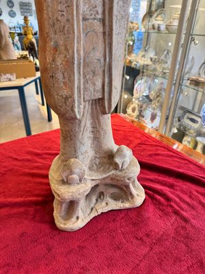 A large Chinese painted pottery figure of a civil official, Tang — photo 5