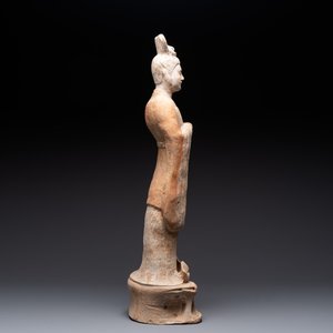 A large Chinese painted pottery figure of a civil official, Tang — photo 4