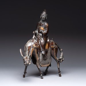 A large Chinese partly gilt bronze censer and cover in the form of Du Fu, 18th C. — photo 1