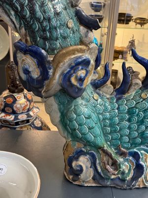 A large Chinese polychrome-glazed Shiwan stoneware dragon, 19th C. — photo 14